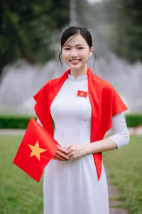 VGU No.102 Vietnamese Beauty and National Pride in Ao Dai at Independence Palace-3