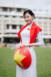 VGU No.102 Vietnamese Beauty and National Pride in Ao Dai at Independence Palace-6