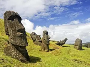 Decoding the Mystery of Easter Island's Giant Moai Statues: Origins and Craftsmanship-0