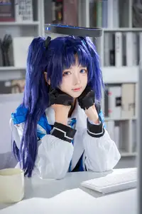 Discover Hayase Yuuka: The Enigmatic & Charismatic Cosplay by Xi Huan Ai Li Ma-8