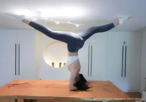 XiuRen No.10595: Captivating Mei Gui Wo Ai Ni's Graceful Beauty in a Relaxing Outdoor Moment-6